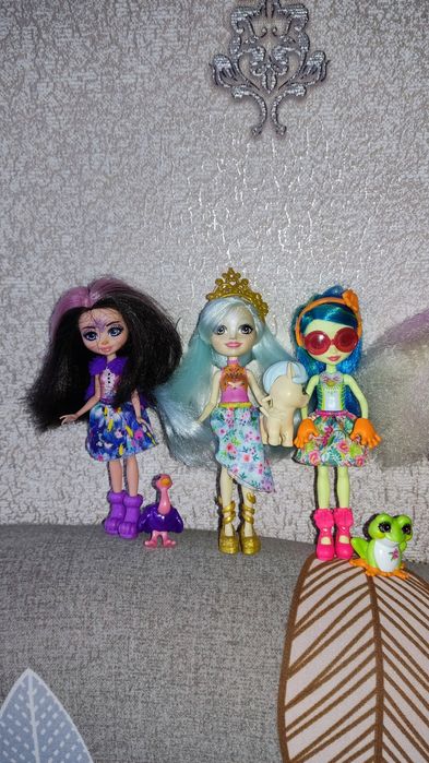 Ляльки Енчантімалс