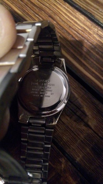 Sprzedam zegarek damski Casio.