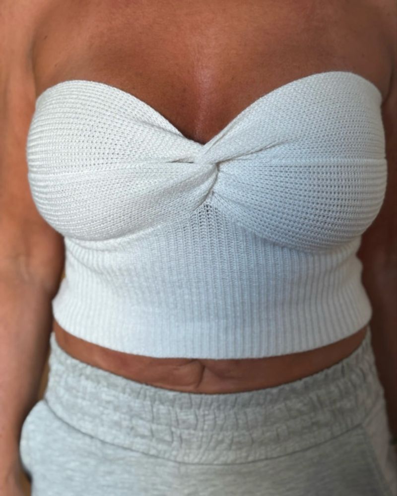 Conjunto se dois tops sem alças de lã- azul e branco
