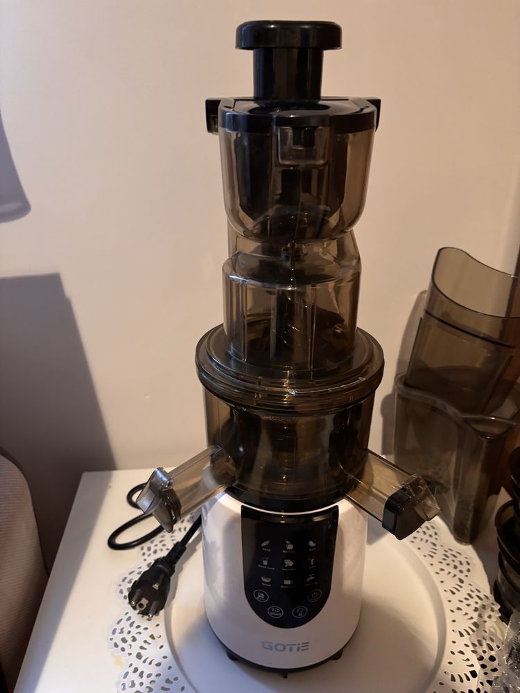 Wyciskarka wolnoobrotowa Gotie GSJ-630