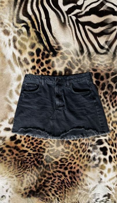 czarna spódniczka mini jeansowa