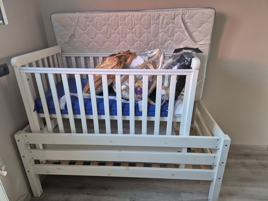 детская кроватка  и люлька