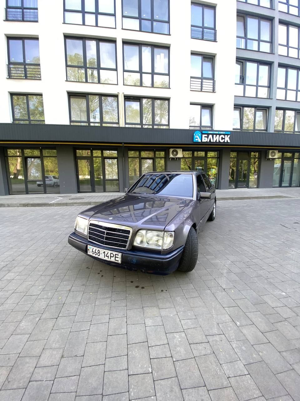 Мерседес  W124 mercedes