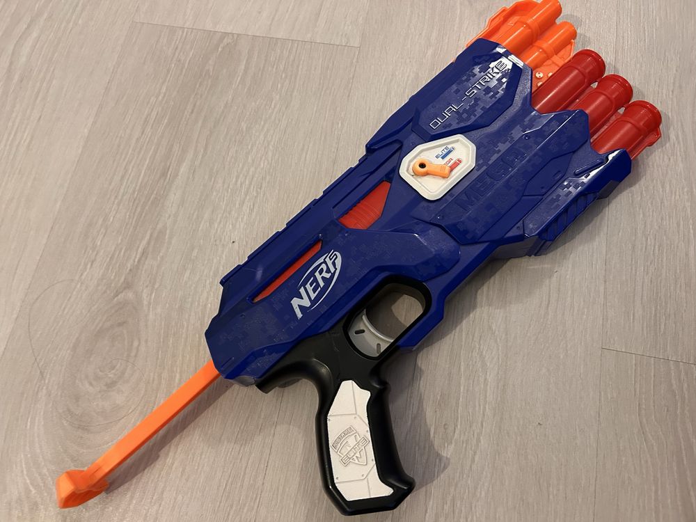 Nerf Dual Strike