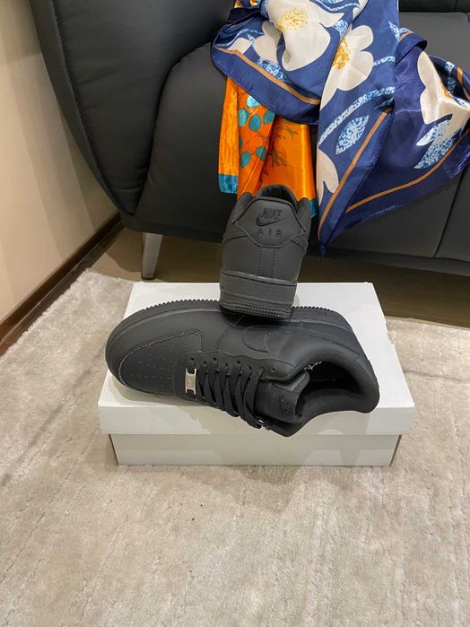 Buty_męskiebieganiaNikeAirForce1BlackModa ROZ.44