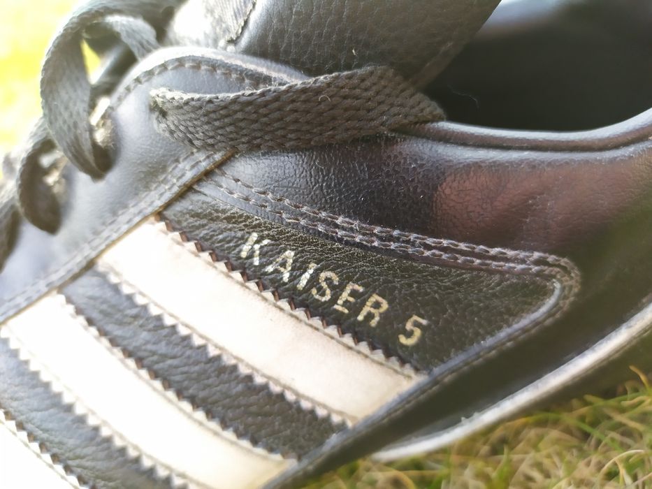 Korki piłkarskie Adidas Kaiser 5 wkręty 42 r.