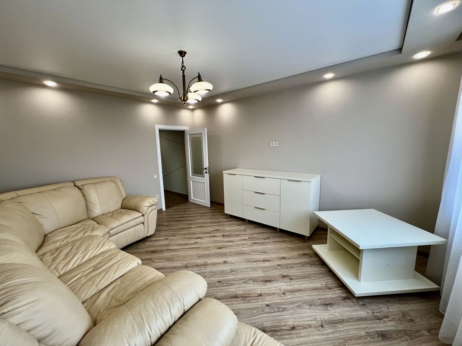 Довготривала оренда 2 кім. квартири по вул. Героїв Крут. Сокільники