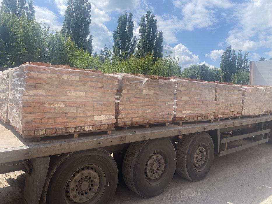 Кирпич красный б/у