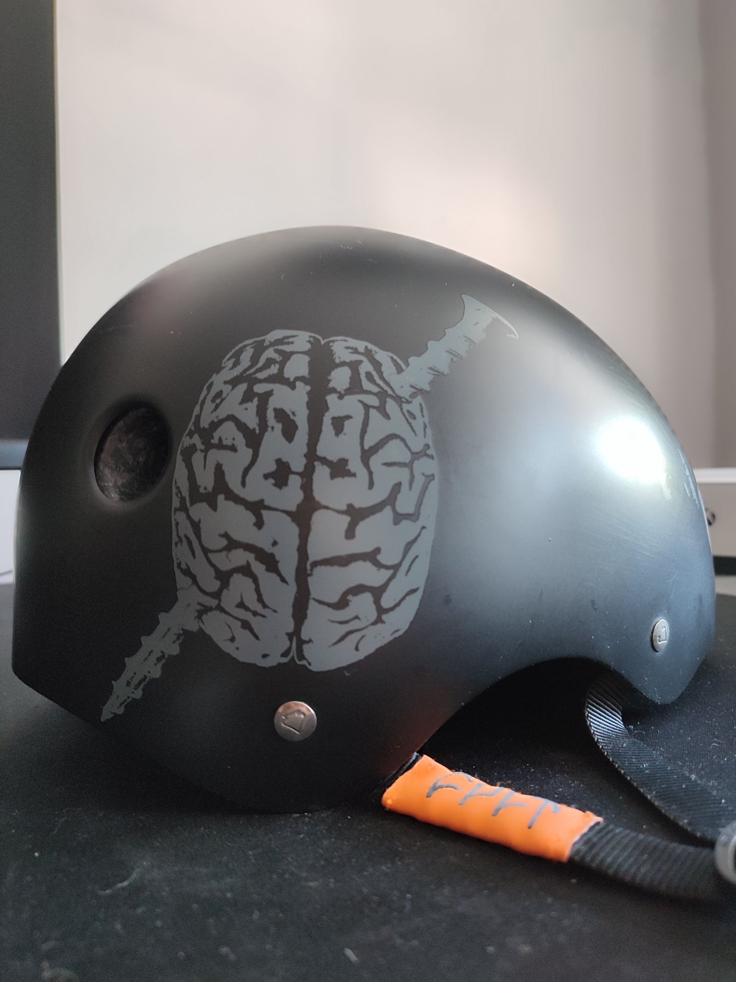 Kask orzeszek pro-tec X cult rozm. XL