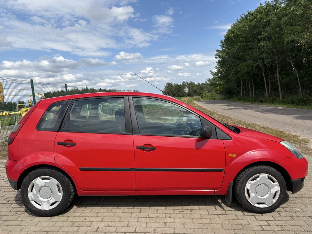 Ford fiesta 1.3 Benzyna