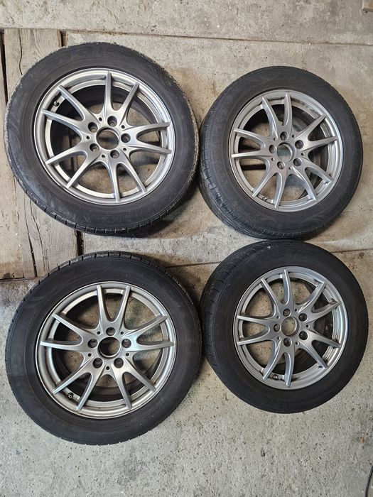 Oryg alufelgi 16 Mercedes 5x112 z czujnikami, 205/55 r16 opony letnie