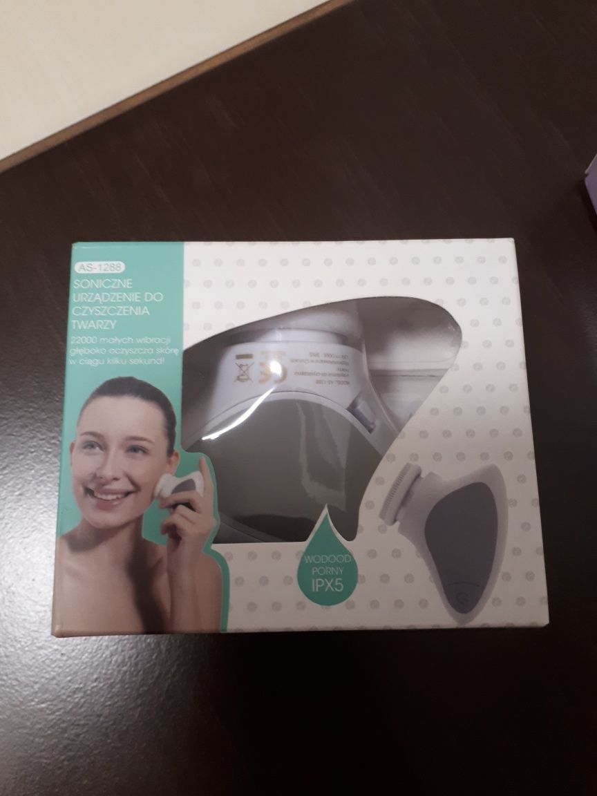 Karbownica, elektryczna suszarka do paznokci