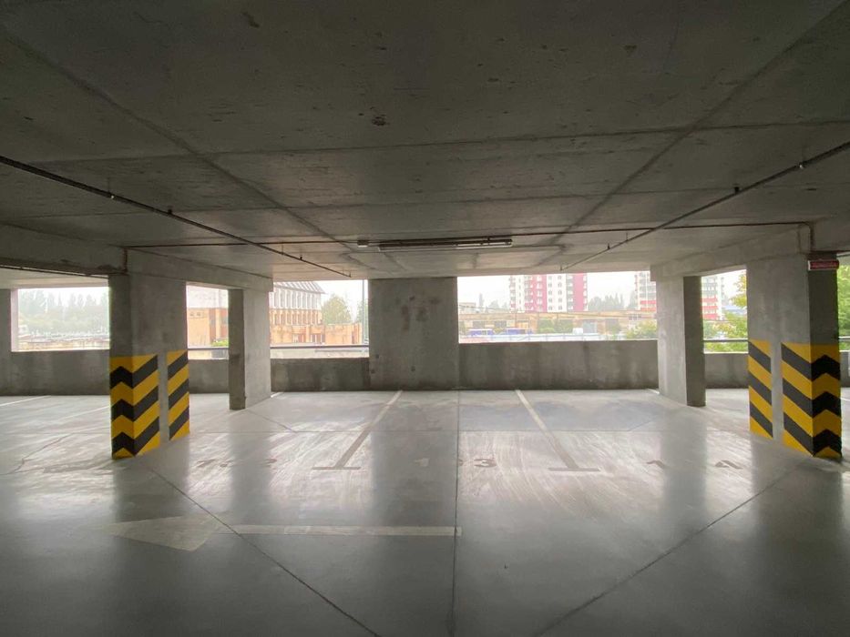 ЖК Місто Квітів. Паркоместа на 1-2-ом этаже наземного паркинга. Без %.