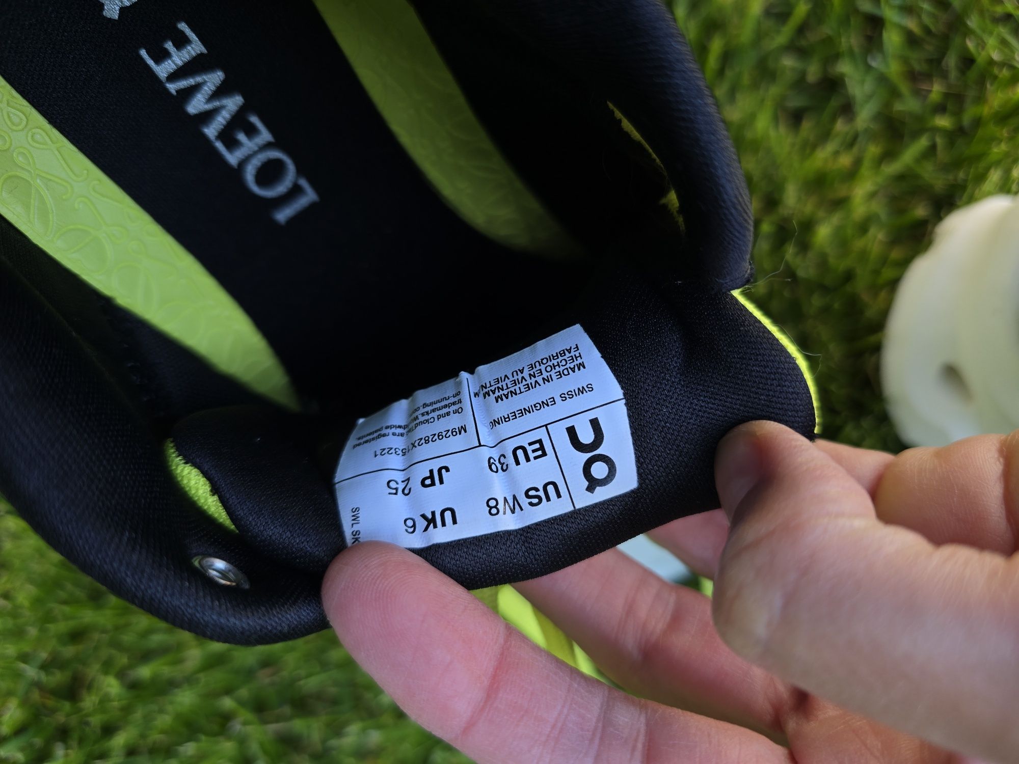 Buty Loewe, on running