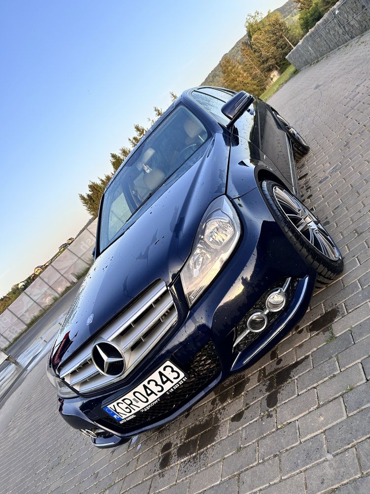 Mercedes - Benz W204 7G-Tronic Avantgarde