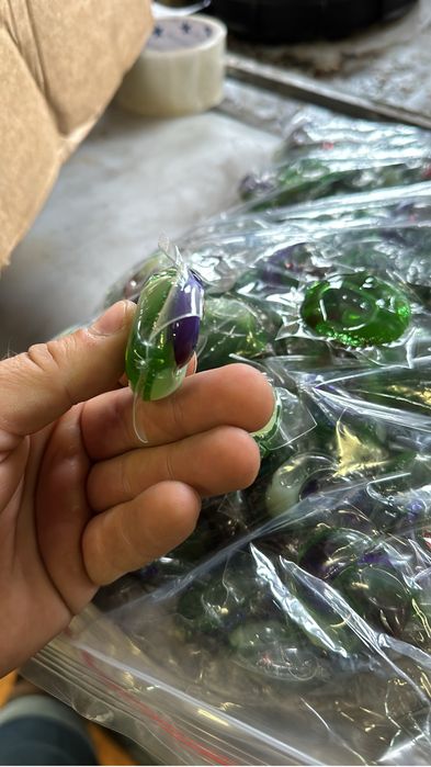 Kapsulki do prania na wzór ariel/ vizir 900 szt