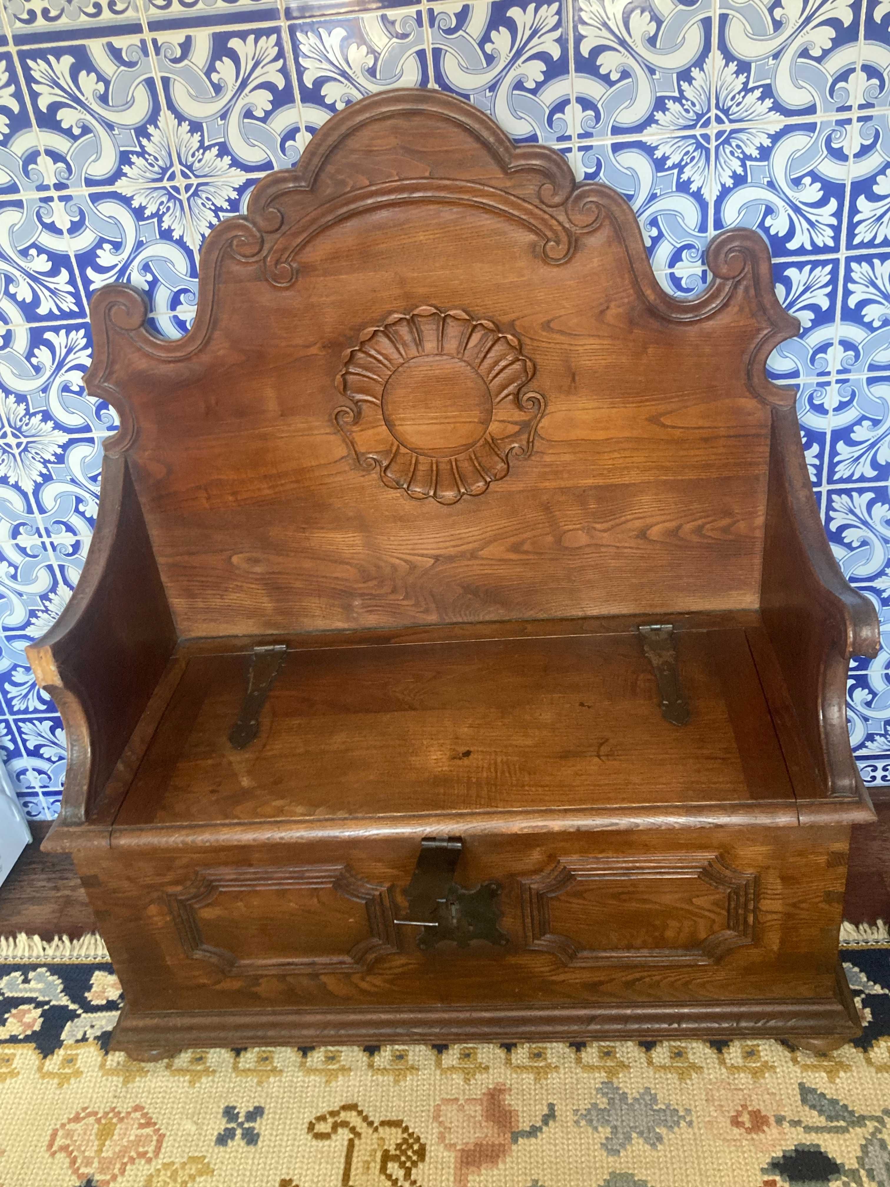 Banco Rústico em Madeira