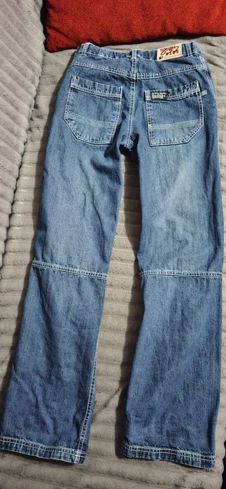 Spodnie jeans 164