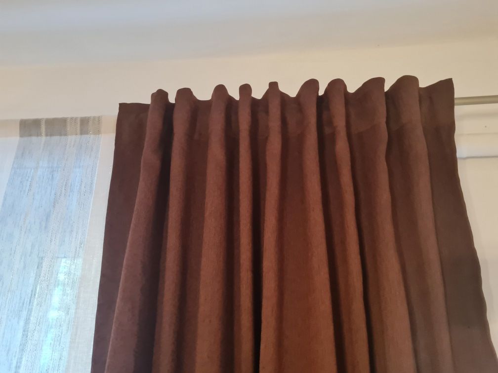 Zasłony w bardzo dobrym stanie