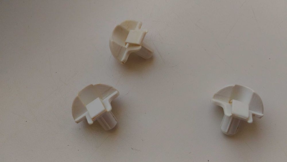 Кріплення для полок холодильника