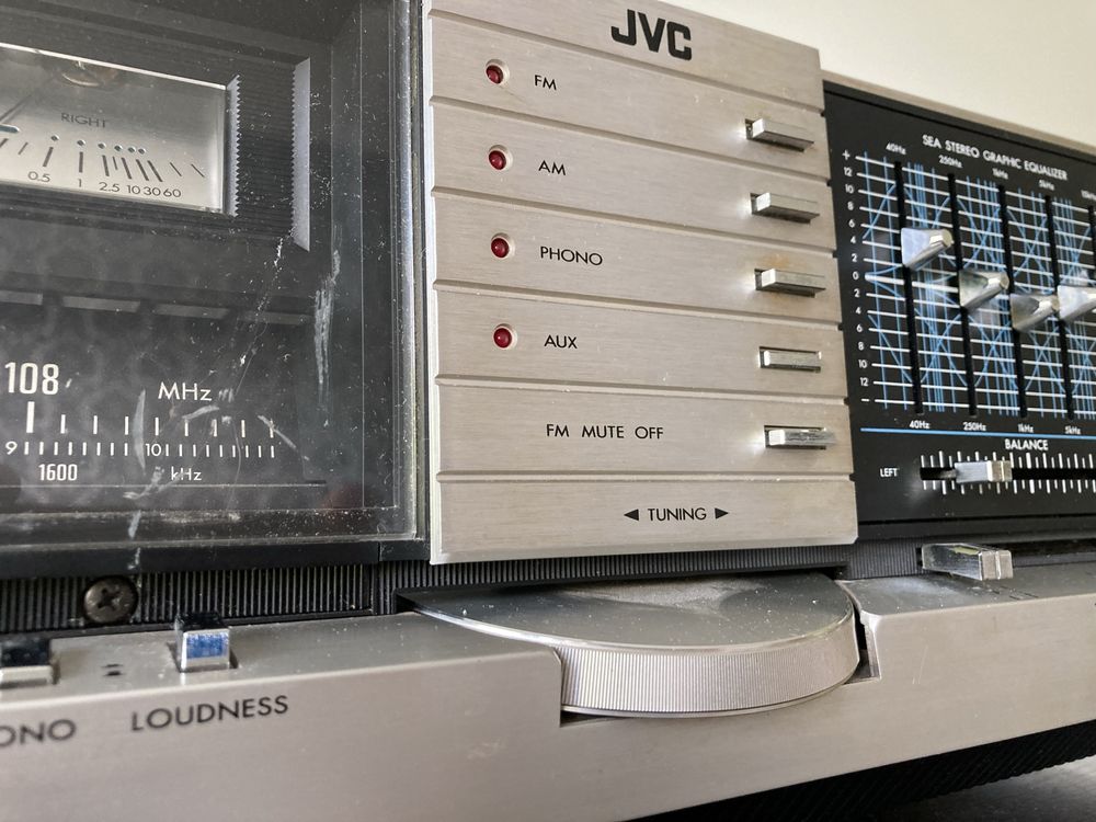 Amplituner  JVC JR-S301