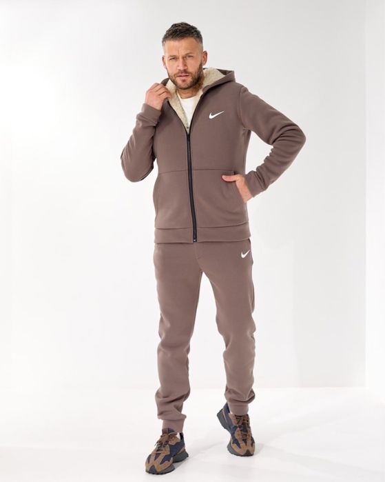 Мужской костюм Nike с мехом овчина коричневый 48-50 52-54 с капюшоном