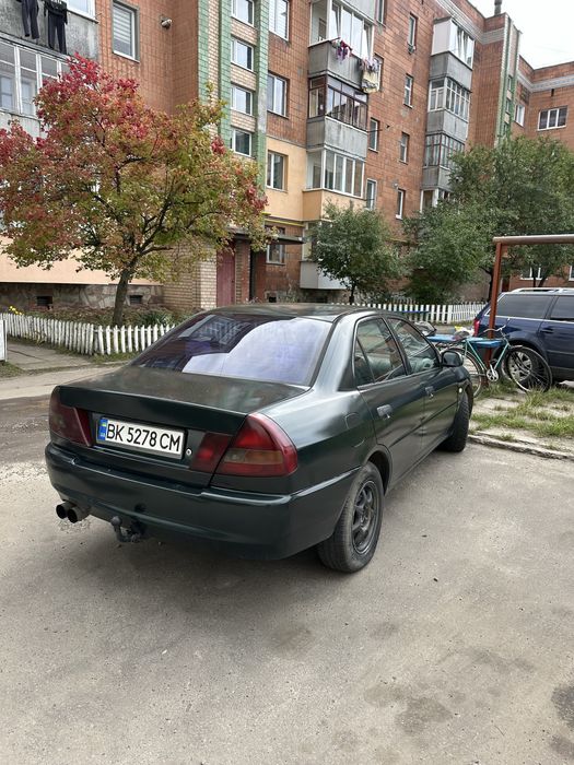 Мітсубісі Лансер на ходу повністю справний