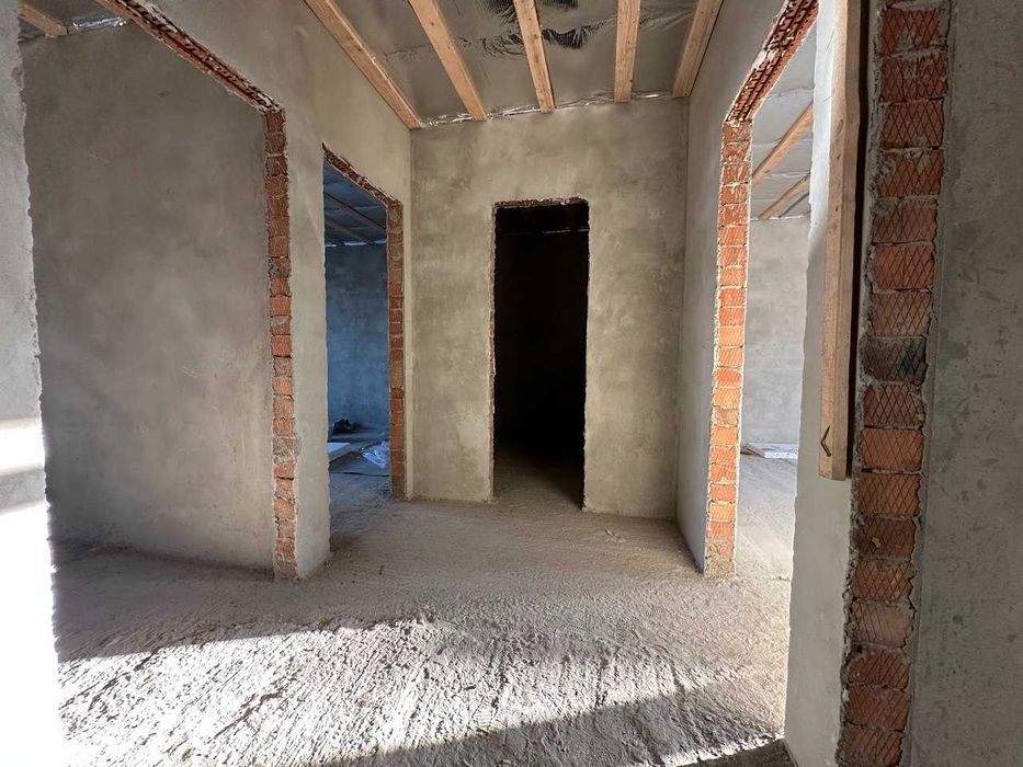 Сучасний таунхаус у престижному районі, який активно розвивається!