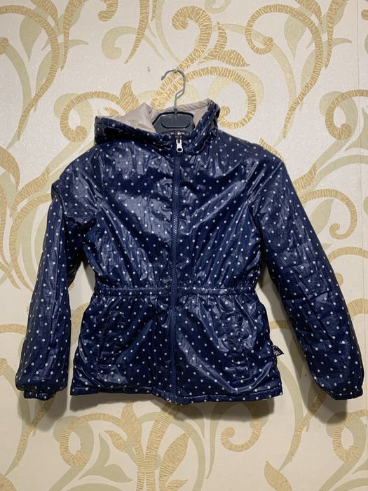 Unitet colors of benetton куртка на дві сторони. 7-8 років