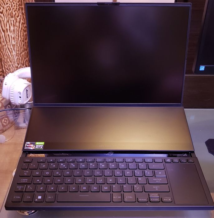 ASUS ROG Zephyrus Duo 16 GX650RW-LS044W