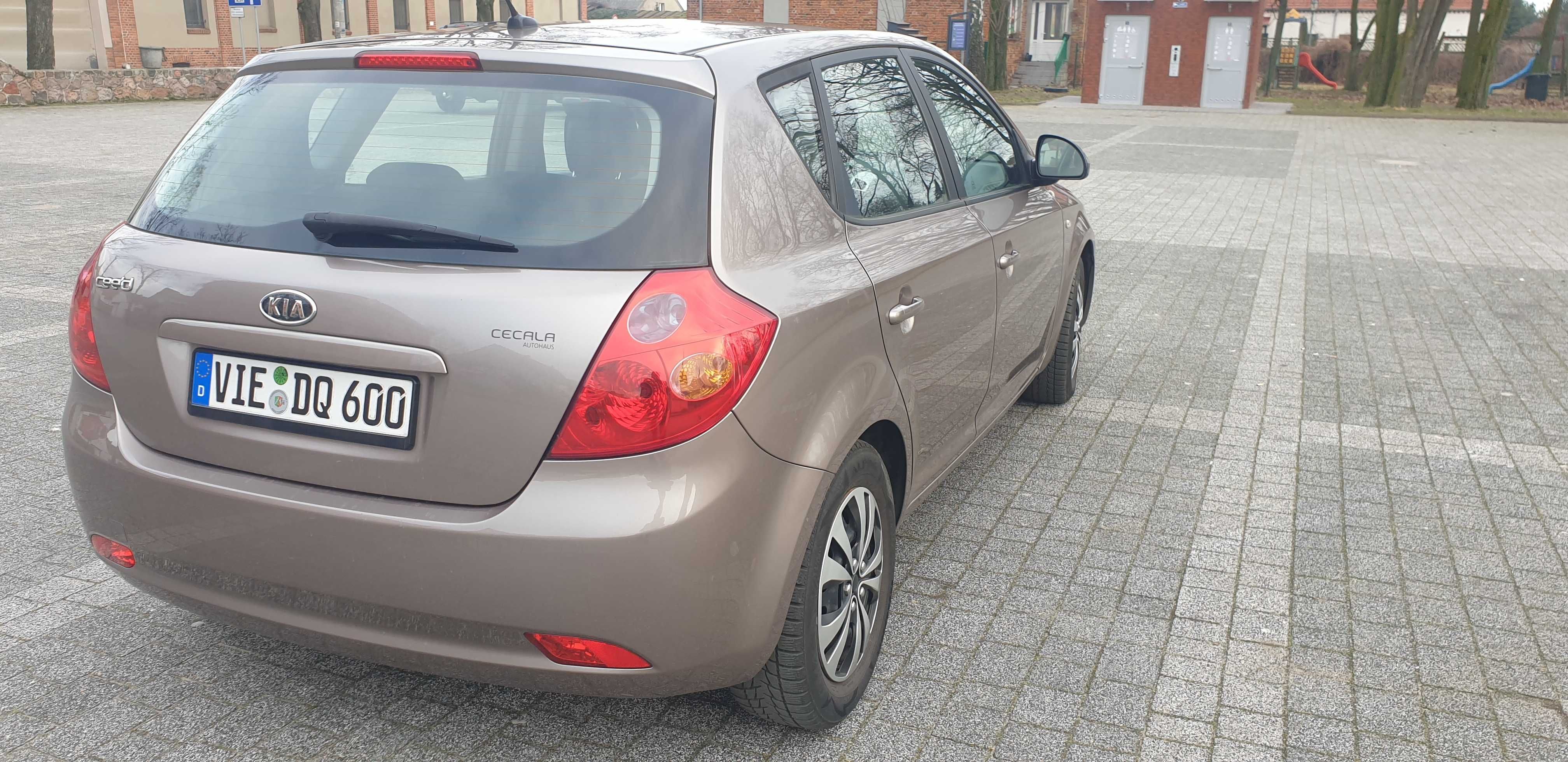 Kia Ceed LPG Przeglad stan BDB ,butla 10lat(legalizacji)