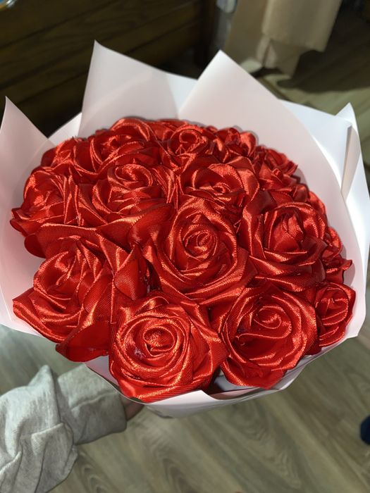 Букет з атластної стрічки