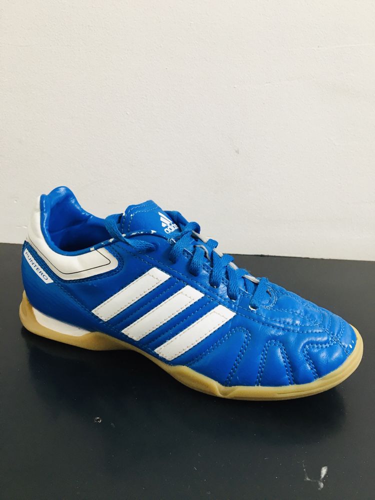 Buty piłkarskie halowe Adidas Puntero r.37 i 1/3