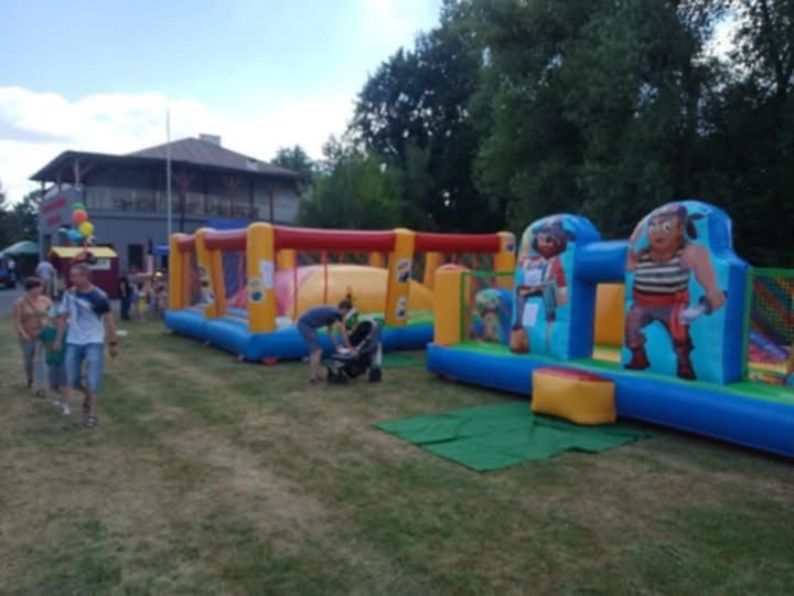 Dmuchaniec, zjeżdżalnia miękka górka dmuchana .