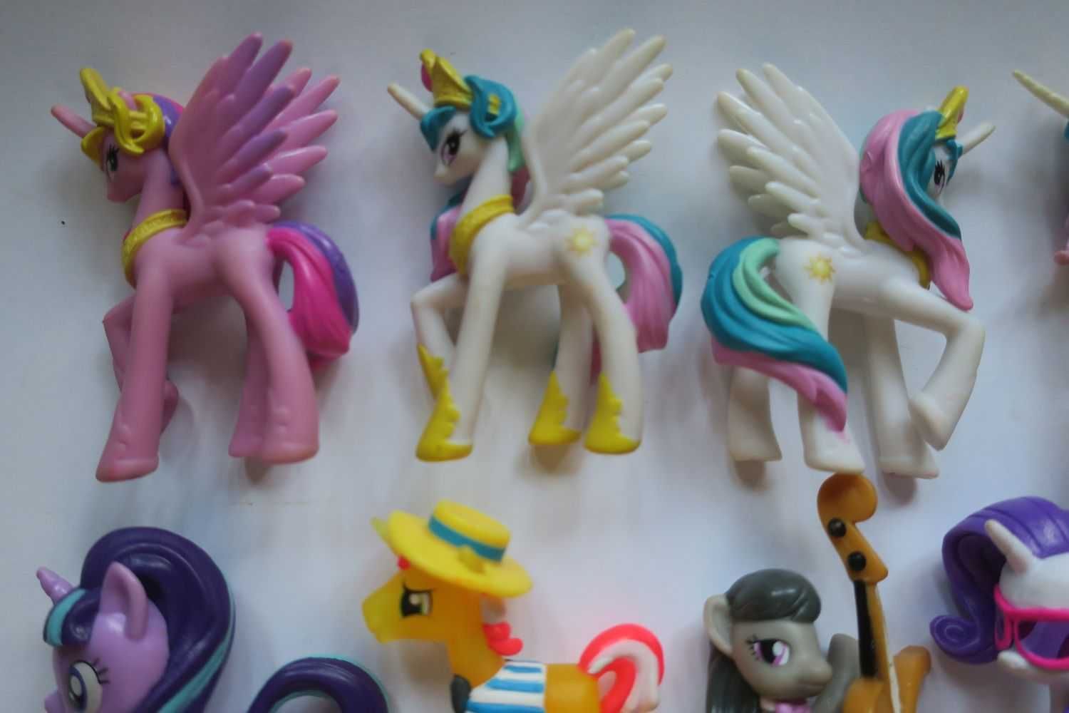 Kucyki Pony Hasbro Celestia Cadance Twilight Sparkle Pinkie Pie itp