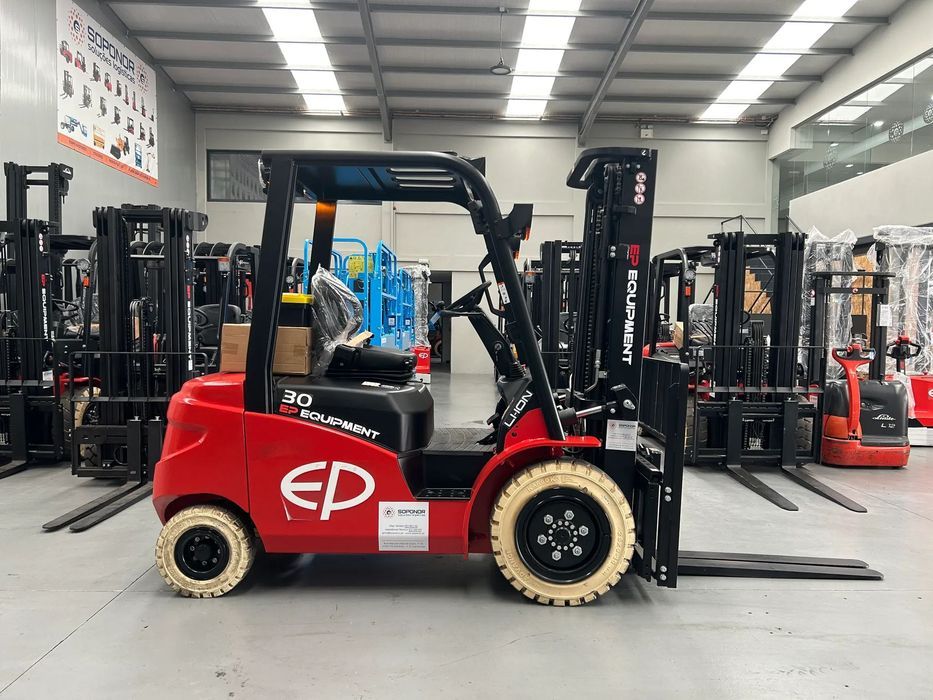 Empilhador NOVO EP EFL303 Elétrico 3000 Kgs
