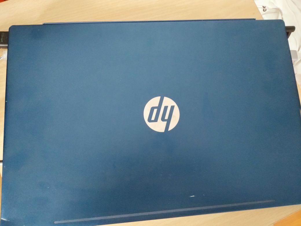 Portátil HP Pavilion 15-CW1011NP  15.6''