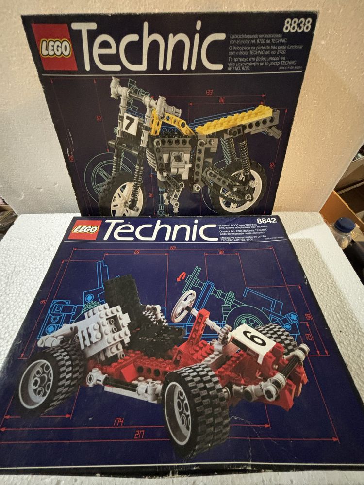 Conjunto de Legos Technics Shock Cycle e Go Kart