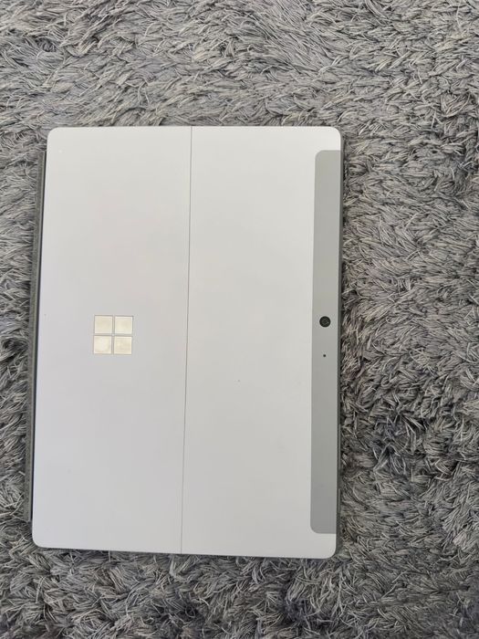Computador Surface Go 2