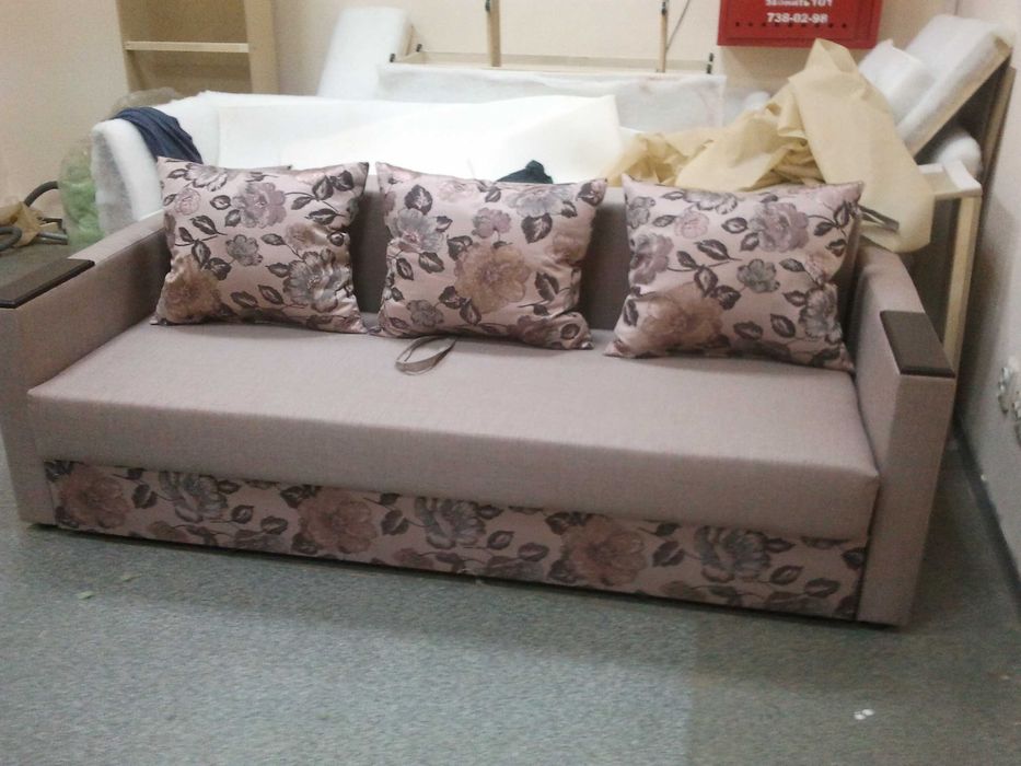 Ремонт, перетяжка мягкой мебели, на дому без вывоза