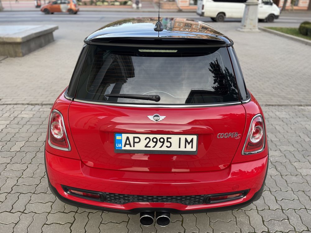 Продам Mini Cooper S