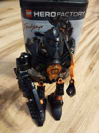 Czarny bionicle hero factory