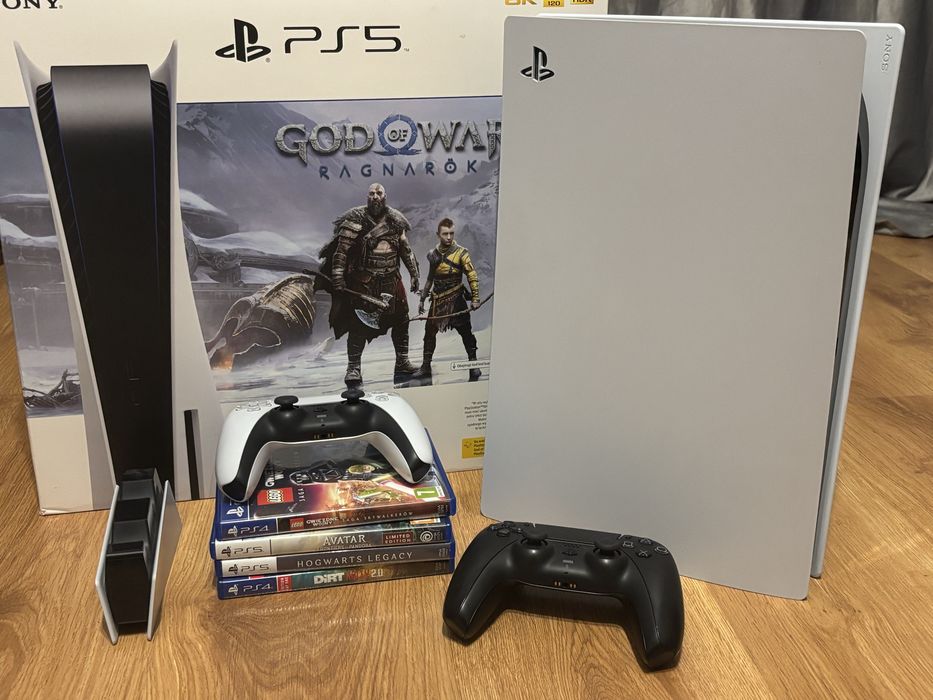 PlayStation 5 - 2 pady z ładowarką + 4 gry okablowanie na prezent