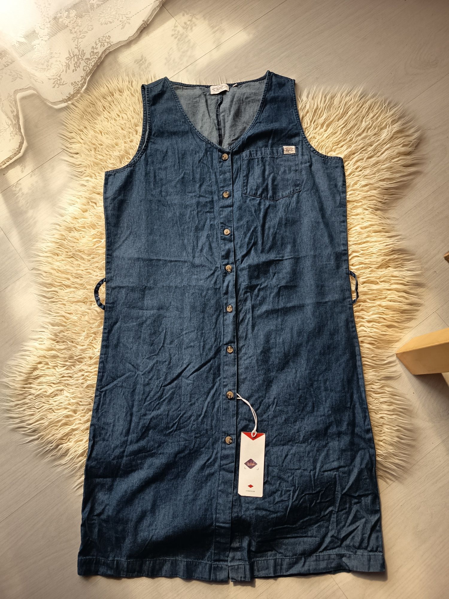 Nowa sukienka Lee Cooper L