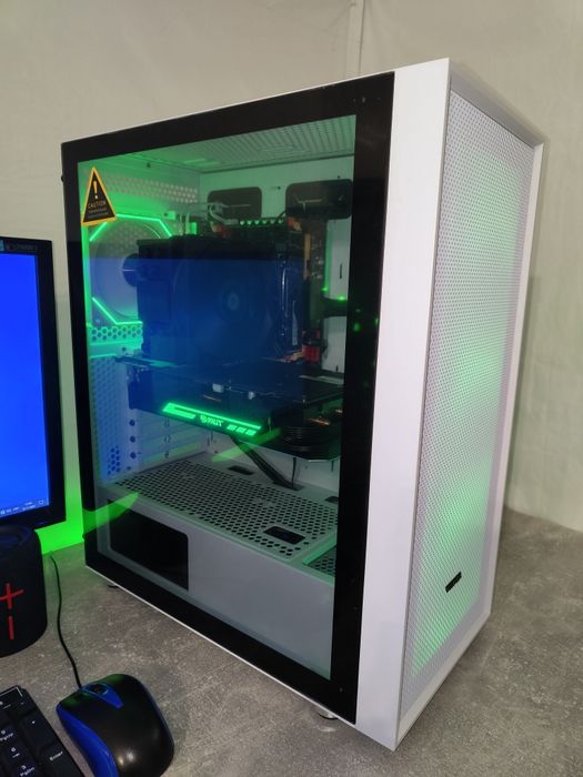 Комп'ютер/ПК Xeon 10 ядер + GTX 1070 + 32 GB RAM