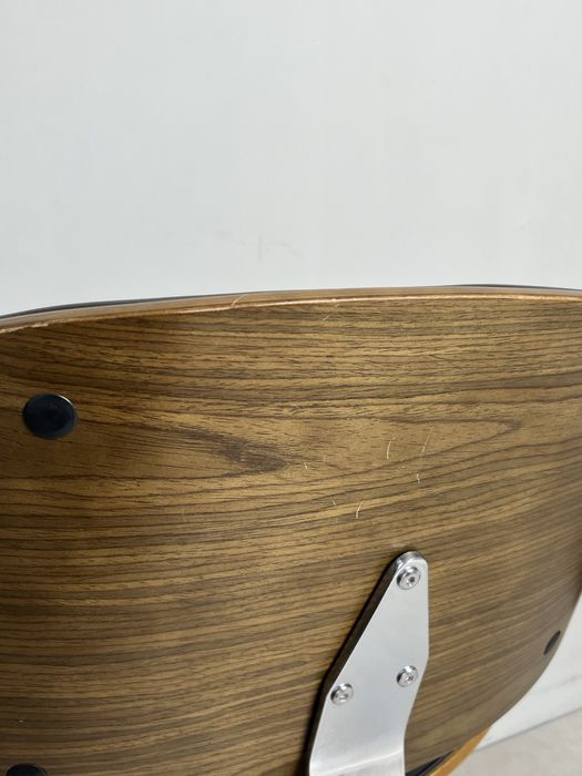 Шкіряне дизайнерське крісло