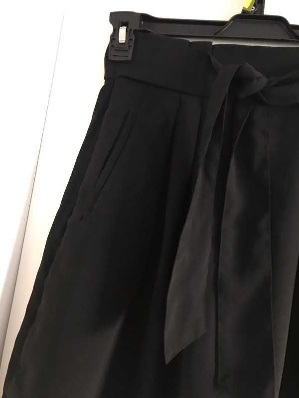 Spódnica damska czarna elegancka klasyczna S 36 H&M wiązana z paskiem