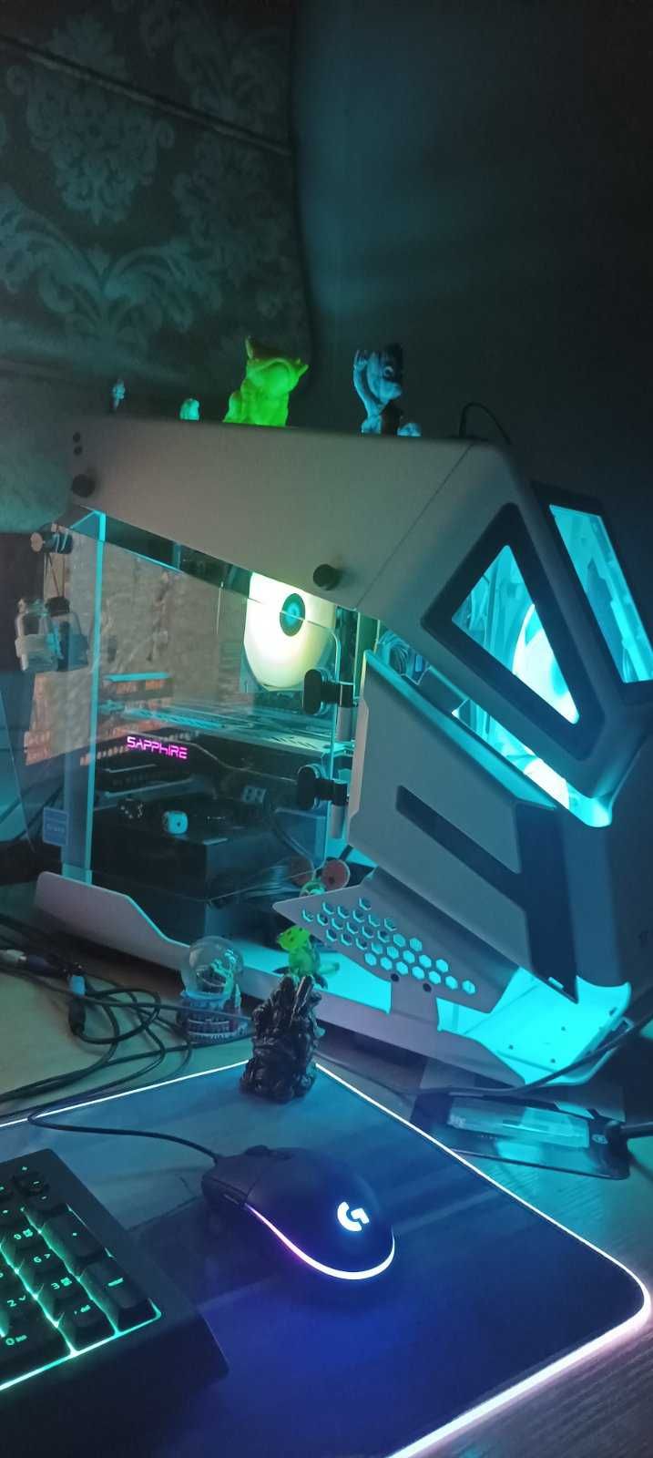Корпус Thermaltake AH T200 +4 GAMEMAX ARGB 120мм+Хаб з пультом Б\У