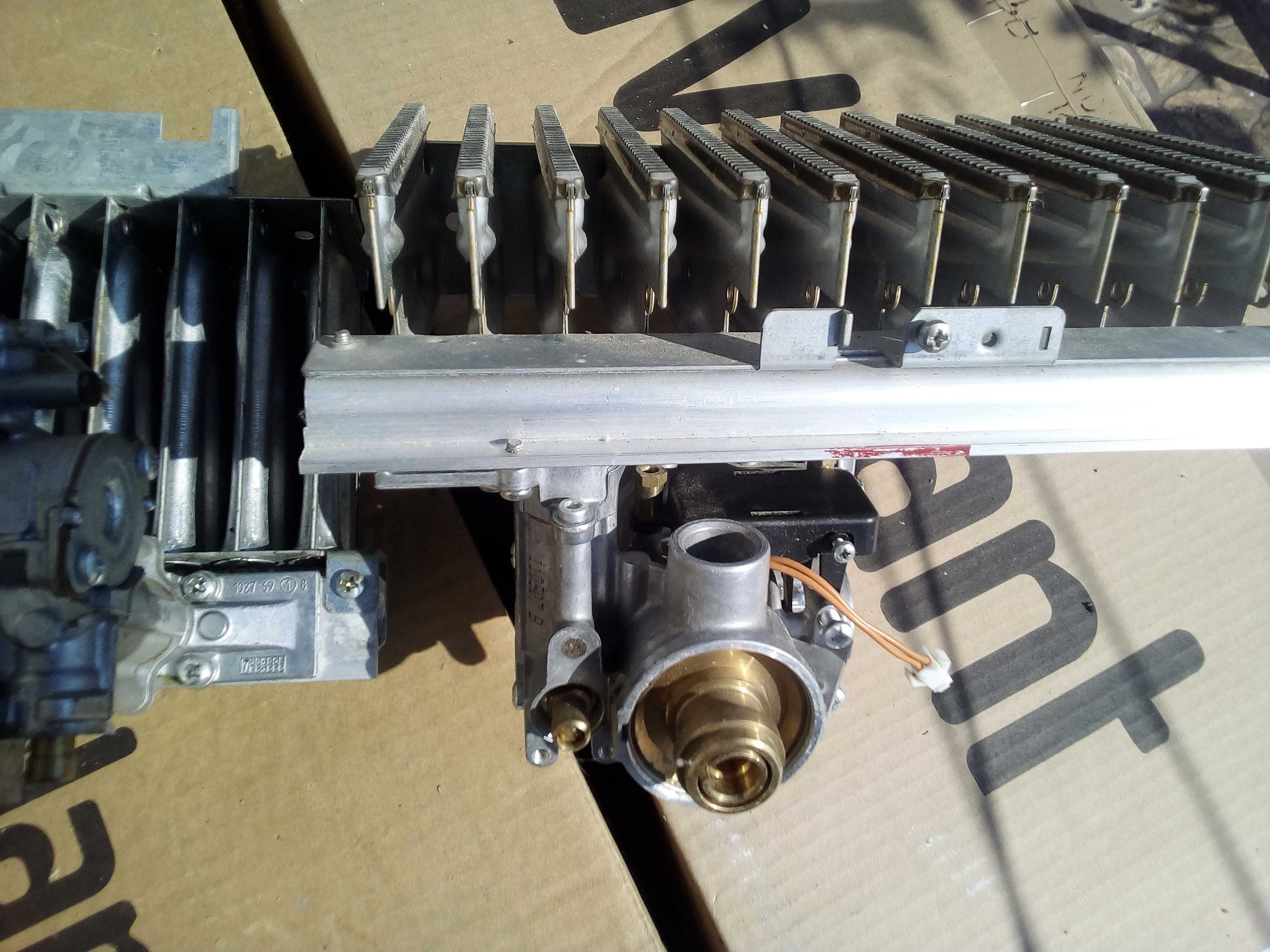 2xZESPÓŁ GAZOWY + PALNIK Vaillant atmoMag 11 mini Vaillant  MAG 11-0/0