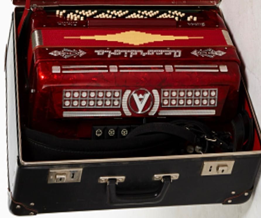 Akordeon guzikowy. Accordionola